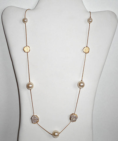 Gold and Pearl Glitz Necklace